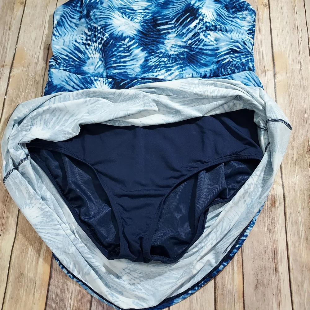Lands End blue and white surplice swim dress 18